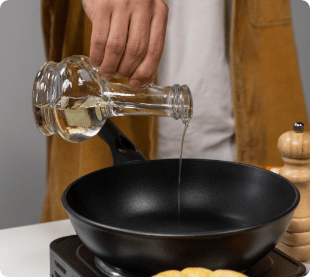 Premium edible oil products by Pansari